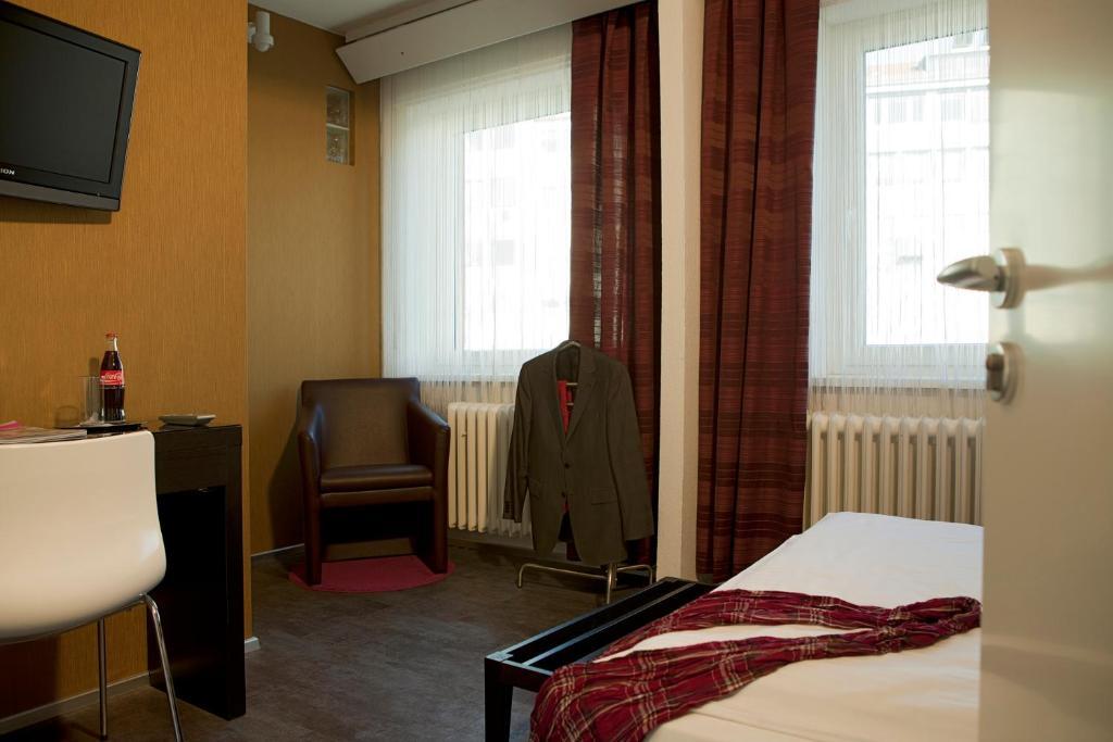 Hotel Erbprinzenhof Karlsruhe Kültér fotó